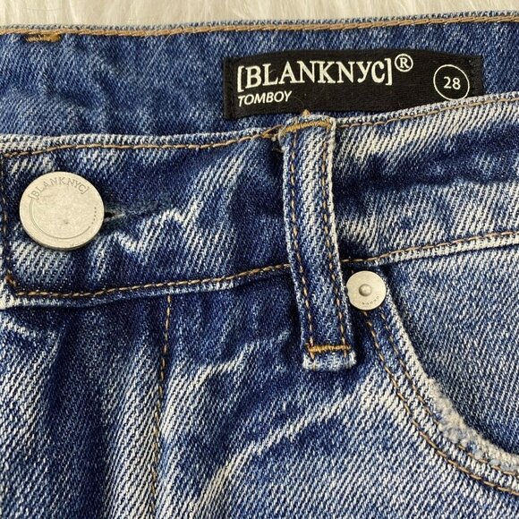 BLANKNYC Women's size 28 Tomboy Blue Jean Bermuda Shorts Raw Hem Distressed NEW - Picture 3 of 10